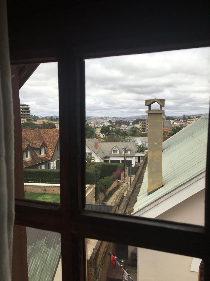 Le Fumoir Guest House Chambre Double Antananarivo Exterior foto