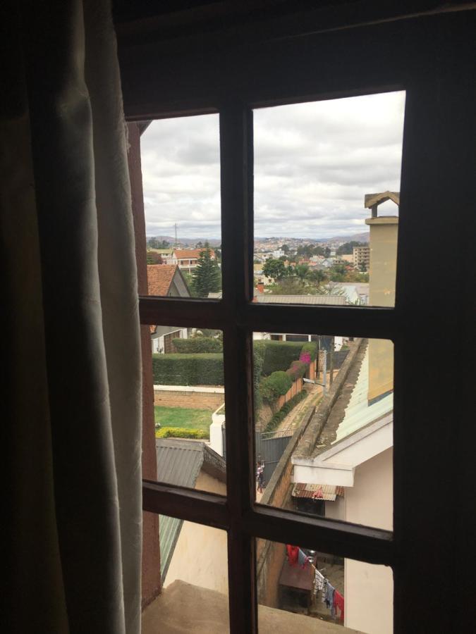 Le Fumoir Guest House Chambre Double Antananarivo Exterior foto
